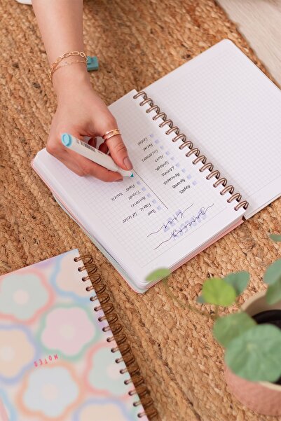 Matt Notebook A5 15x21 Cm Spiralli Lastikli 2'li Tarihsiz Not Defteri Seti 1 Kareli 1 Çizgili