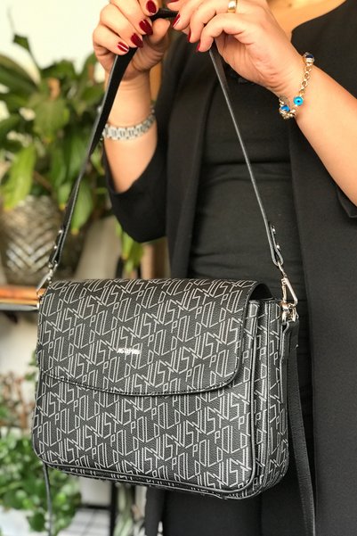 Just Polo حقيبة كتف طويلة بحزام طويل مكونة من 5 أقسام من سلسلة خاصة للنساء طر...