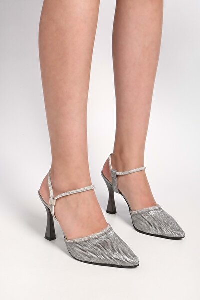 Shoeberry Dámské boty na podpatku Avril Platinum Silvery Stone