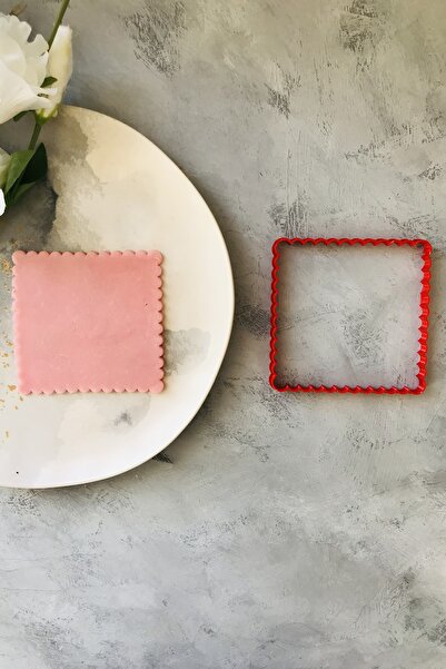 CESTOPİENO 10 Cm Serrated Square Dough Shaper