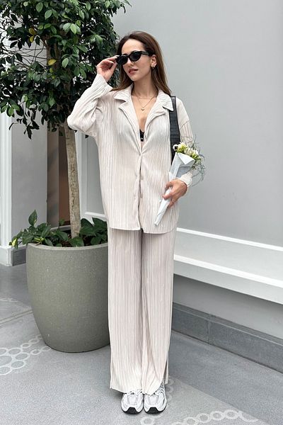 Nazliye Pleated Fabric Trousers Shirt Set