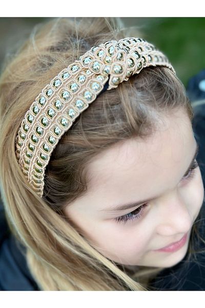 QUEEN AKSESUAR Trend Luxury Special Design Wide Knot Shiny Staple Stone Beaded Crown Women's Children's Crown Cream Beige