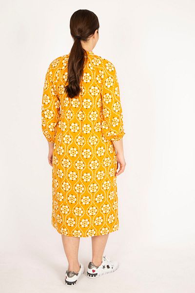 Şans Women's Yellow Plus Size Front Placket Buttoned Woven Viscose Fabric Dress 65n36195