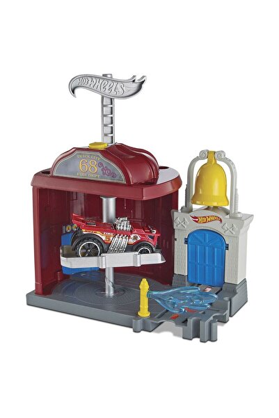 HOT WHEELS Şehir Otoparkı Oyun Seti Yangın İstasyonu FRH29-FRH28