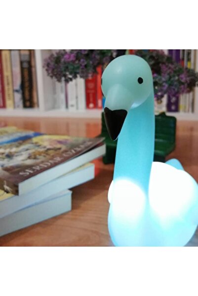 DecoTown Dekoratif Işık Altında Renk Değiştiren Pilli Kuğu Gece Lambası