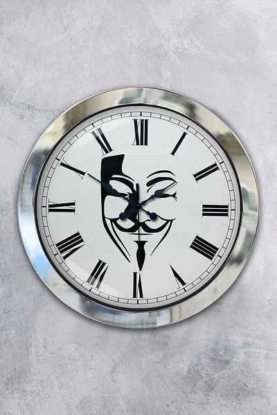 Kasva Concept Gift 36 cm Chrome Metal Mask Wall Clock