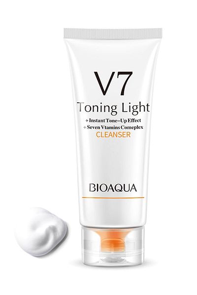 Bioaqua V7 Toning Light Firming Facial Cleanser 100 gr
