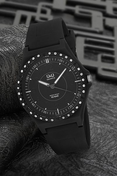 Q&Q Women's Wristwatch 3B1027