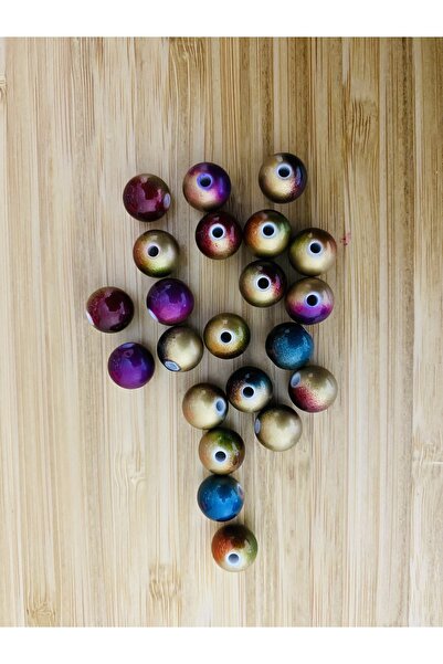 Öztürk Perle u bojama duge