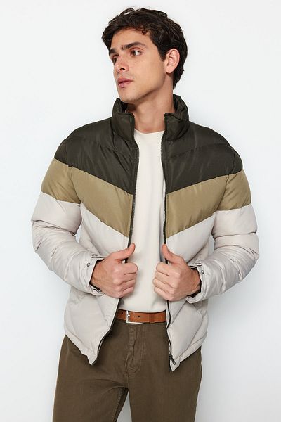 Trendyol Collection Kurtka puchowa w kolorze khaki odporna na wiatr i wodę – regularny krój Tmnaw22Mo0166