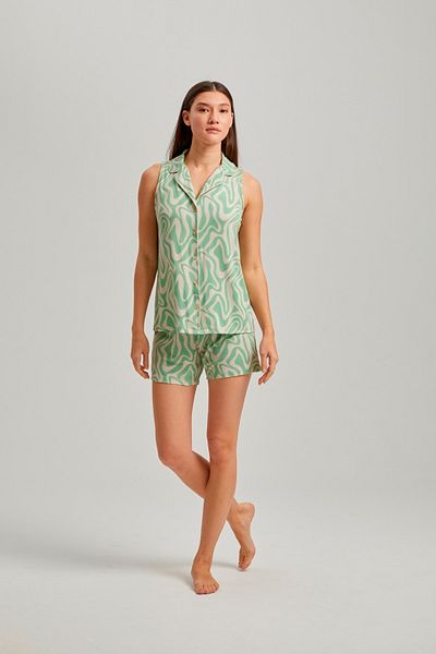 Pamuk & Pamuk Green Wave Pattern Short Sleeve Buttoned Shorts Set