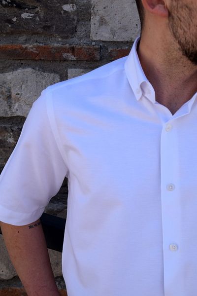 YILDIZ GÖMLEK White Damask Fabric Buttoned Collar Single Pocket Classic Cut Cotton Short Sleeve Men's Shirt