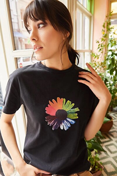 Keywest Large Size Colorful Daisy Printed Oversize Cotton T-Shirt