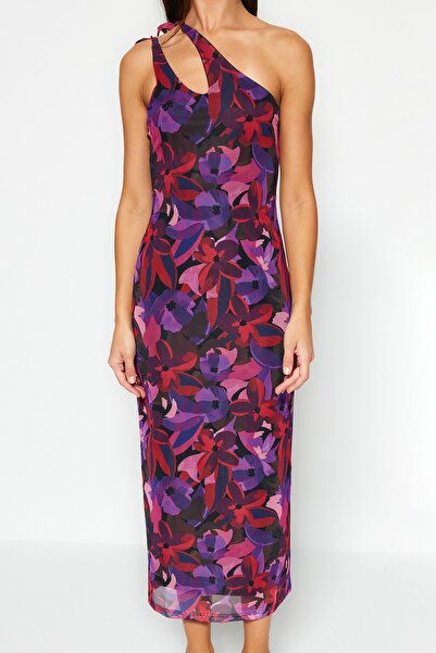 Trendyol Collection Vícebarevné tylové šaty s asymetrickým límcem, podšité, přiléhavé, pružné pletené šaty TWOSS23EL02315