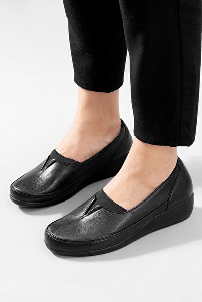 IVEKO أحذية تقويم العظام من الجلد الطبيعي للنساء