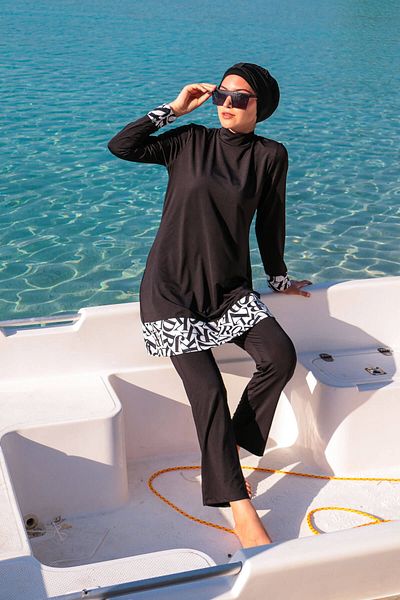 Marina Rope Tied 4-Piece Black Letter Patterned Fully Covered Hijab Swimsuit 1977