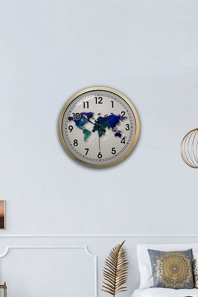 Dream Gift 40 cm Tumbled Metal Map Wall Clock