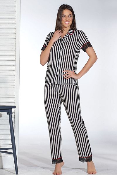 Sevim Women's Buttoned Pajama Set
