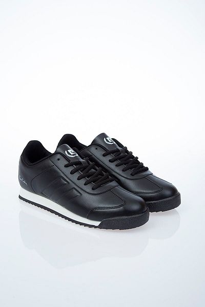 Pierre Cardin Adidași