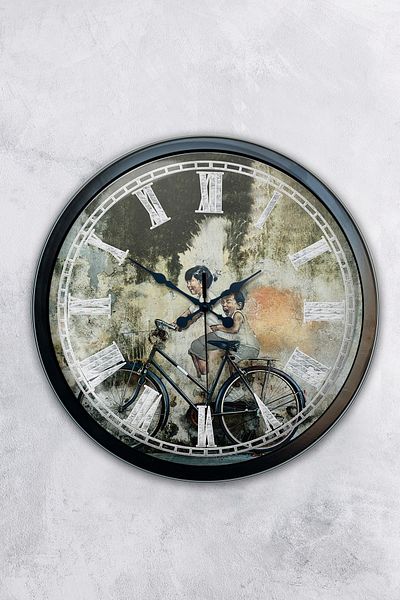 Kasva Concept Gift 40 cm Black Metal Bicycle Wall Clock