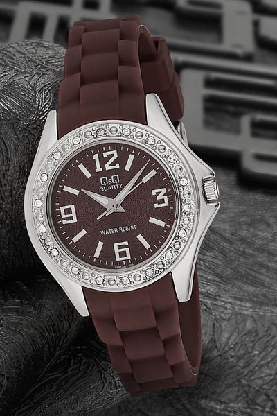Q&Q Women's Wristwatch 3A2289