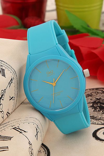 Q&Q Women's Wristwatch 3P383