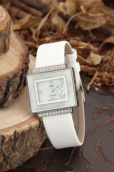 Q&Q Women's Wristwatch 3A1699