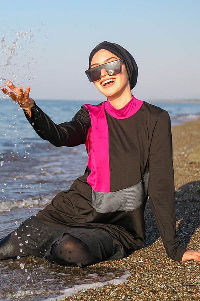 Marina 4-Piece Black Mesh Detailed Fully Covered Hijab Swimsuit M2106
