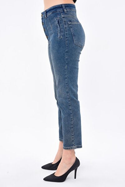 LA CARTE جينز نسائي بثلاثة أزرار