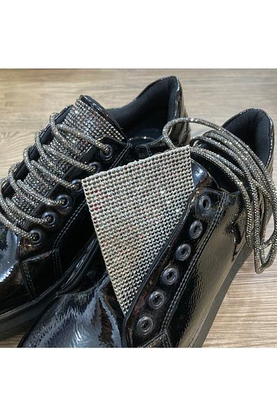 TURGAÇ Crystal Stone Shoelaces and Stone Faux Leather Piece.