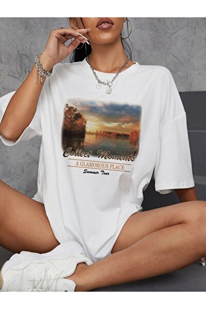 Altamira تي شيرت أبيض كبير الحجم مطبوع عليه مجموعة Moment للجنسين