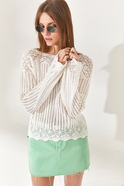 Olalook Women's Ecru Roba Laced V-Neck Openwork Cotton Blouse BLZ-19002272