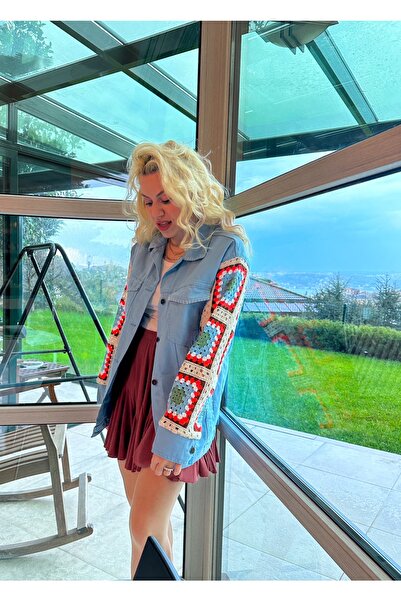 Modaonna سترة من الدنيم باللون الأزرق بأكمام منسوجة ومفصلة