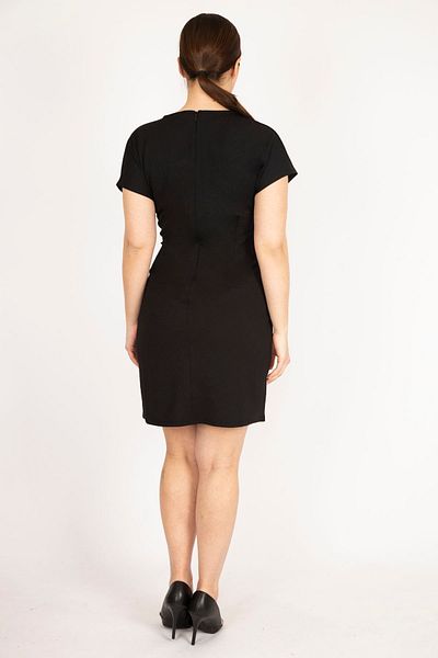 Şans Women's Black Plus Size Back Hidden Zipper Waist Detailed Crepe Dress 65n36207