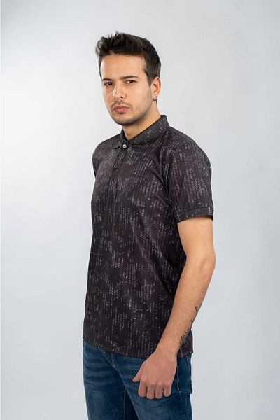 Moda Işık Μαύρο Χρώμα Polo Neck Digital Printed T-shirt