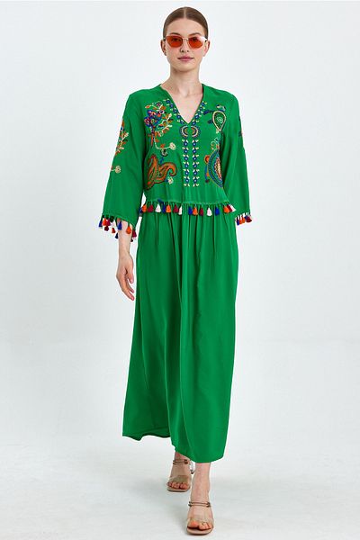 Denismoda Rochie cu ciucuri cu mâneci cu broderie florală