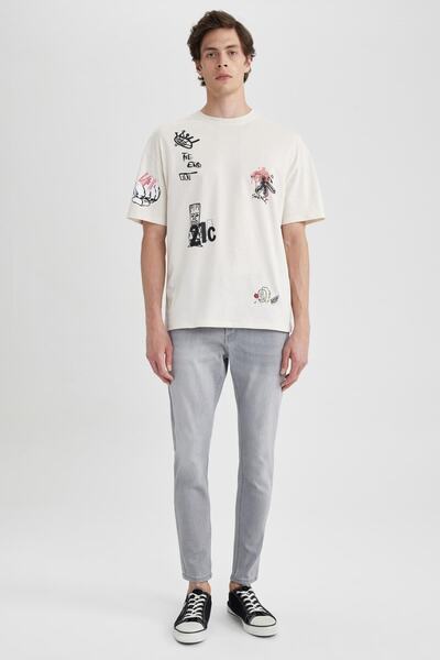 DeFacto Super Skinny Fit En Dar Kalıp Normal Bel Ekstra Dar Paça Jean Pantolon