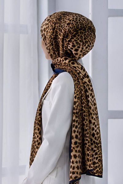 Vissona Γυναικείο πολυτελές μεταξωτό σάλι Medina Mustard - Navy Blue