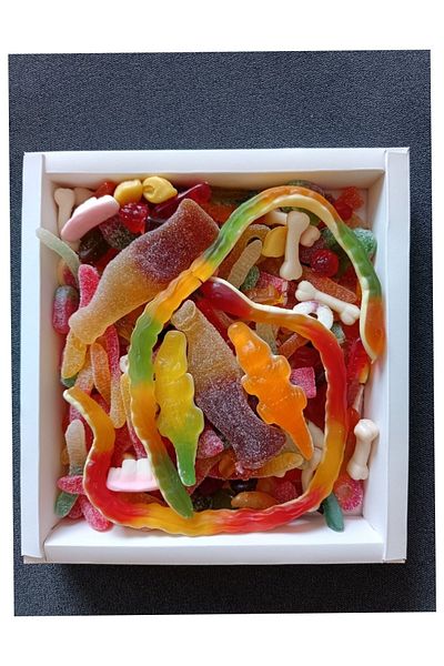 Nostalji Kutusu 1 Kilogram Soft Jelly Candy - Sweet Sour Mixed Kilogram Gift