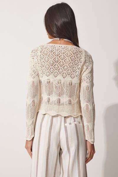 Happiness İstanbul Cremefarbene durchbrochene Sommer-Strickbluse für Damen Kİ00081