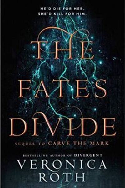 Harper Collins USA The Fates Divide (carve The Mark 2)
