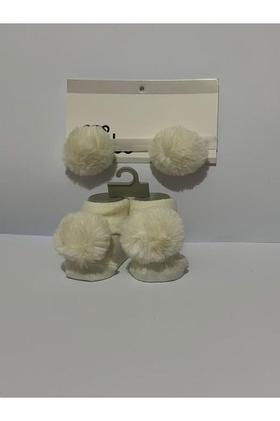 Bumbo Baby Socks and Bandana Set with Pompom