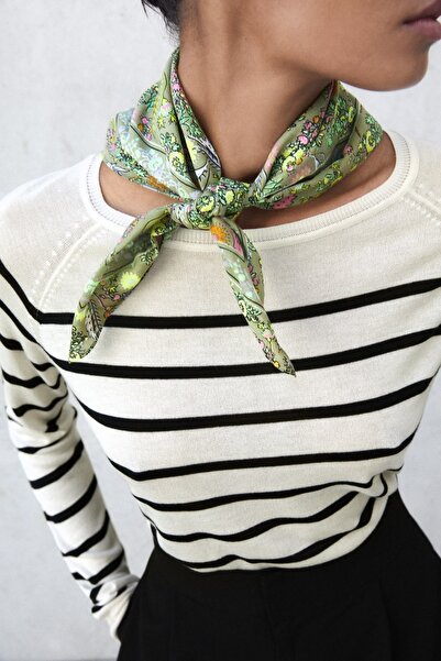 D scarf Βαμβακερή μπαντάνα με πράσινο σχέδιο λουλουδιών