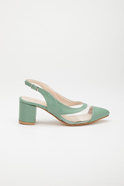 LİLLA Women's Short Heeled Transparent Casual Shoes