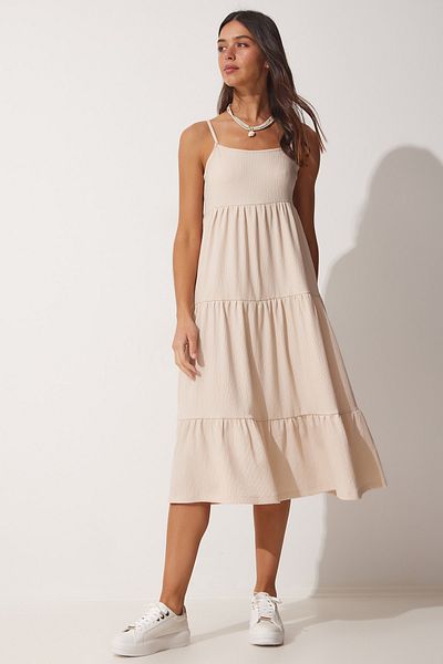 Happiness İstanbul Cremefarbenes Damen-Sommerstrickkleid mit Volants und Trägern UB00077