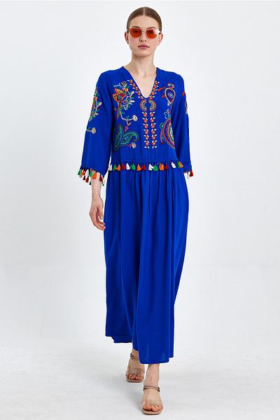 Denismoda Rochie cu ciucuri cu mâneci cu broderie florală