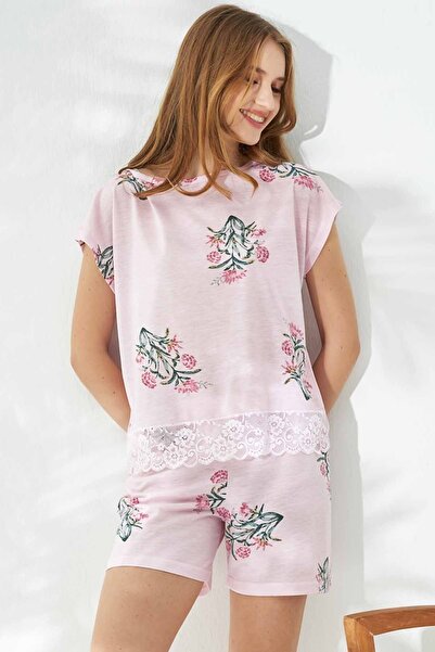 Siyah İnci Σετ πλεκτό σορτς με ροζ φλοράλ μοτίβο με δαντέλα