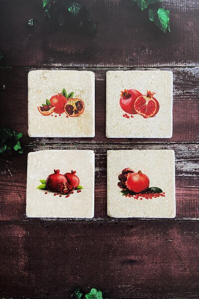 Baumatelier طقم قواعد أكواب من الحجر الطبيعي بتصميم طقوس الرمان مكون من 4 قطع