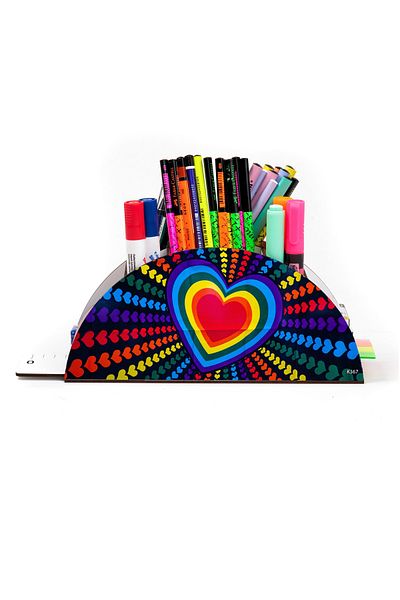 kutuTR Wooden Vip Hearts Series Rainbow Ruled Desktop Pen Holder Organizer Assembled Boxed