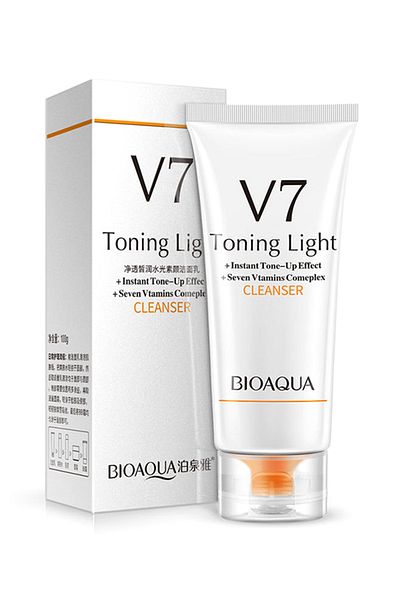Bioaqua V7 Toning Light Firming Facial Cleanser 100 gr